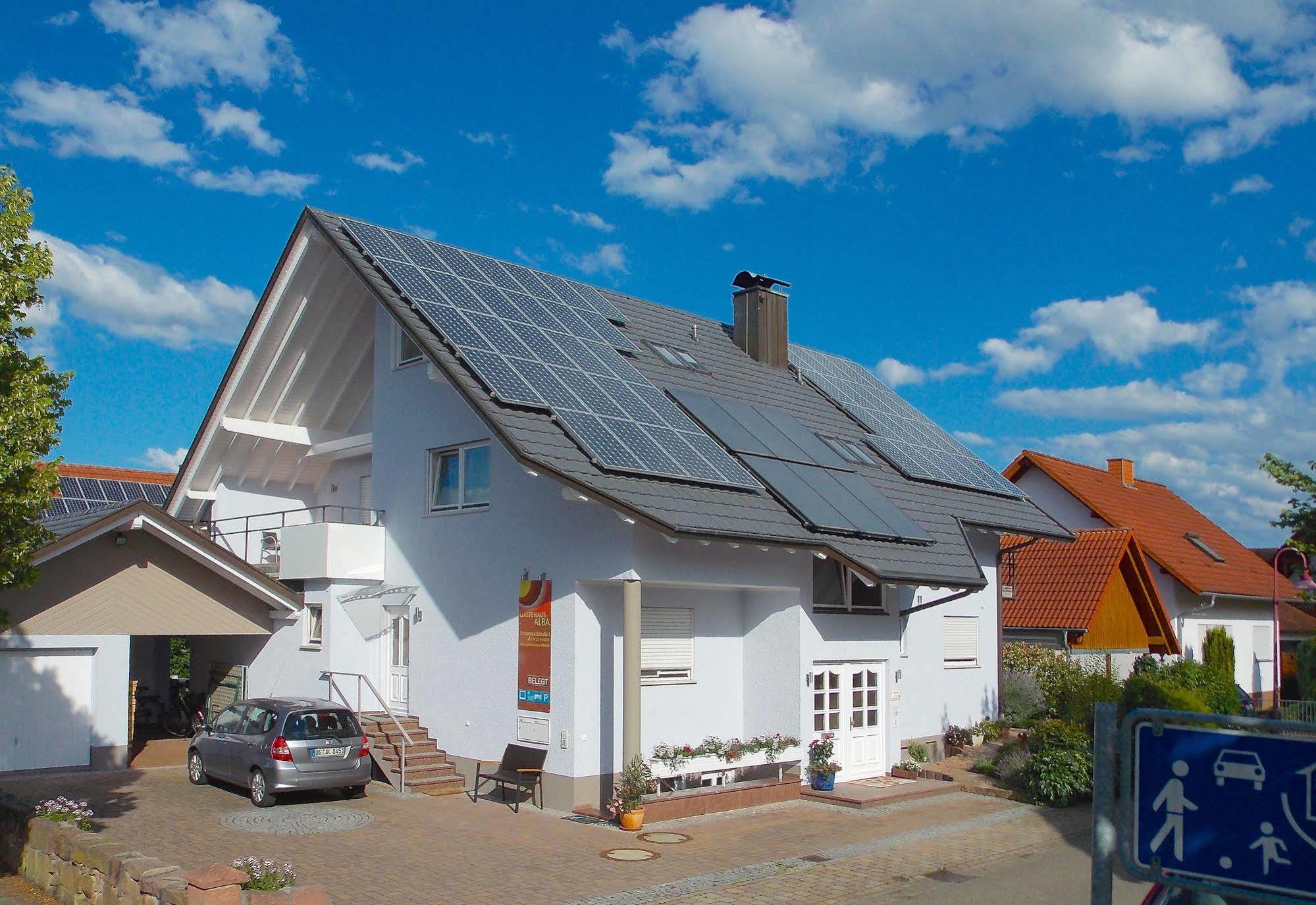 Gastehaus Alba: Europa-Park and Rulantica Guaranteed Entry Hotel Rust Exterior photo